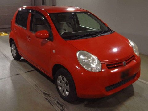 2011 Toyota Passo KGC30[2]