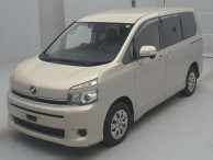 2011 Toyota Voxy