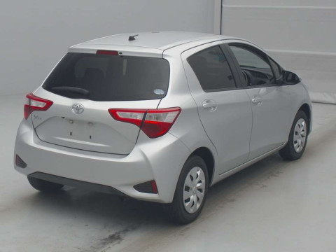 2017 Toyota Vitz KSP130[1]