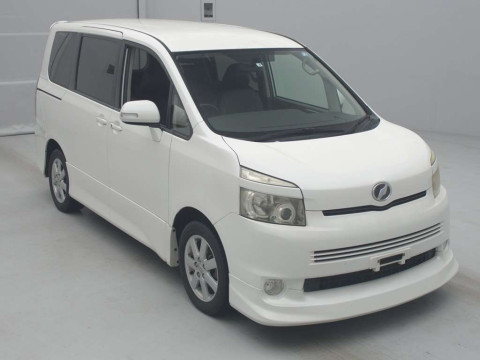 2008 Toyota Voxy ZRR70W[2]