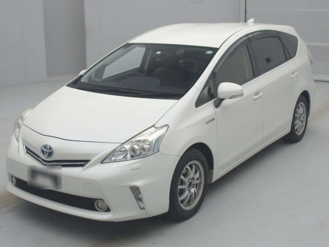 2014 Toyota Prius alpha ZVW41W[0]