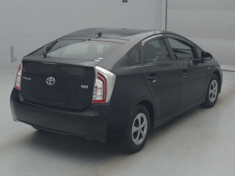 2012 Toyota Prius ZVW30[1]