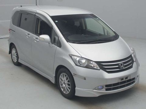 2009 Honda Freed GB3[2]