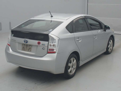 2010 Toyota Prius ZVW30[1]