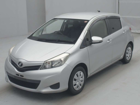 2014 Toyota Vitz NSP130[0]