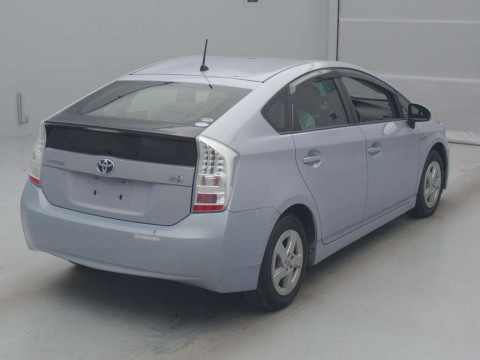 2009 Toyota Prius ZVW30[1]