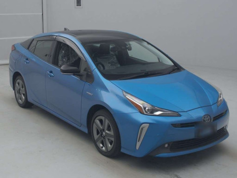 2019 Toyota Prius ZVW55[2]