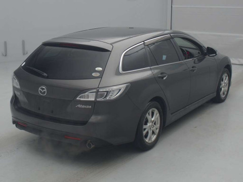 2010 Mazda Atenza Sports Wagon GHEFW[1]