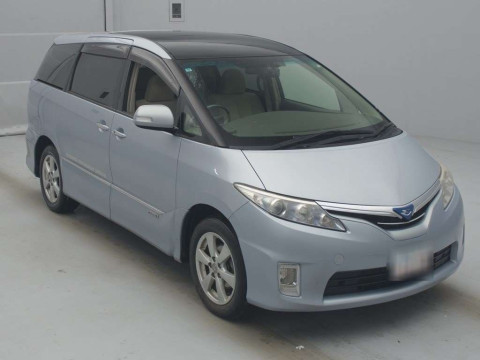 2011 Toyota Estima Hybrid AHR20W[2]