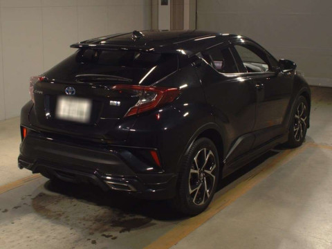 2018 Toyota C-HR ZYX10[1]