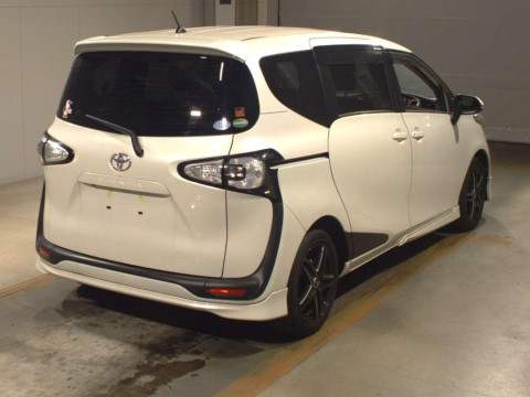 2015 Toyota Sienta NSP170G[1]