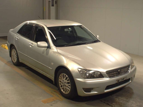 2004 Toyota Altezza GXE10[2]