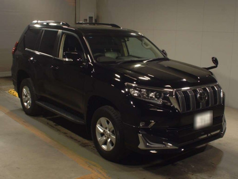 2018 Toyota Land Cruiser Prado TRJ150W[2]