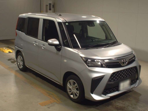 2021 Toyota Roomy M900A[2]