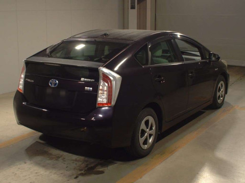 2012 Toyota Prius ZVW30[1]