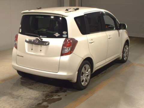 2008 Toyota Ractis SCP100[1]