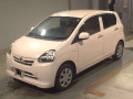 2012 Daihatsu Mira es