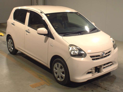 2012 Daihatsu Mira es LA300S[2]