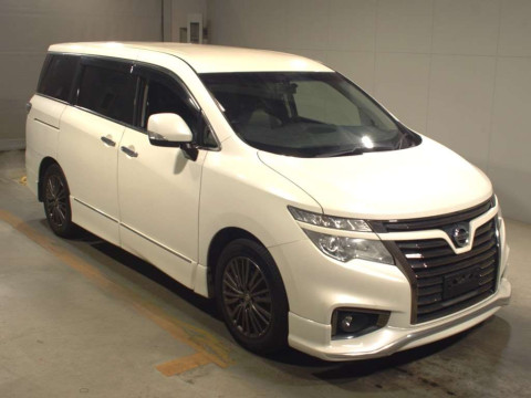 2016 Nissan Elgrand TE52[2]