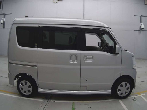 2015 Suzuki Every Wagon DA17W[2]