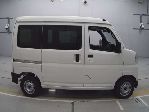 2024 Daihatsu Hijet Cargo S710V[2]