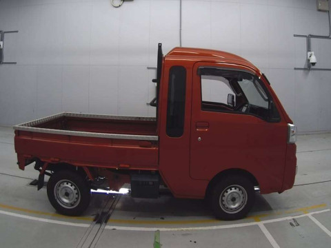 2020 Daihatsu Hijet Truck S500P[2]