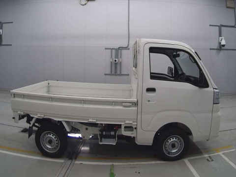 2023 Daihatsu Hijet Truck S500P[2]