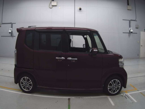 2015 Honda N-BOX CUSTOM JF1[2]