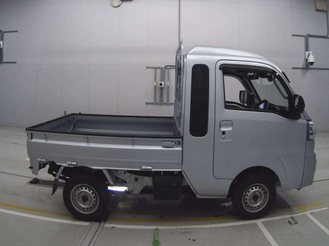 2023 Daihatsu Hijet Truck S510P[2]