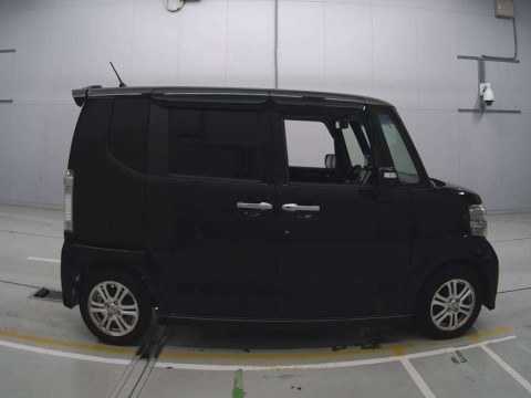 2012 Honda N-BOX CUSTOM JF1[2]