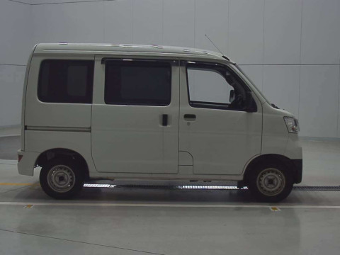 2020 Daihatsu Hijet Cargo S321V[2]