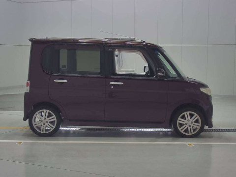 2009 Daihatsu Tanto L375S[2]