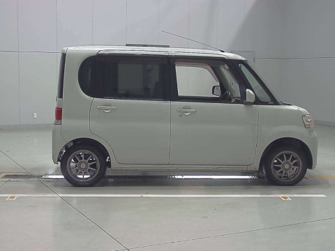 2008 Daihatsu Tanto L375S[2]