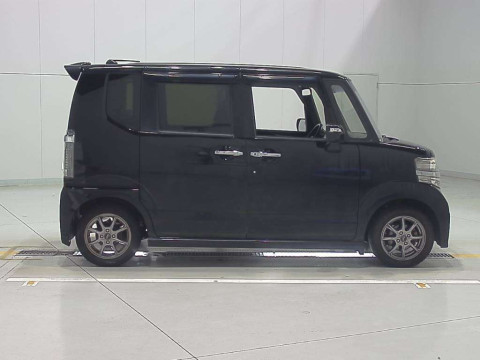 2016 Honda N-BOX CUSTOM JF1[2]