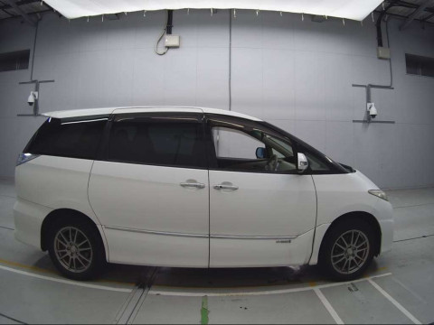 2010 Toyota Estima Hybrid AHR20W[2]