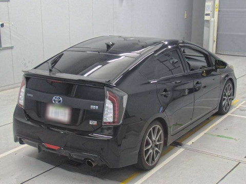 2012 Toyota Prius ZVW30[1]