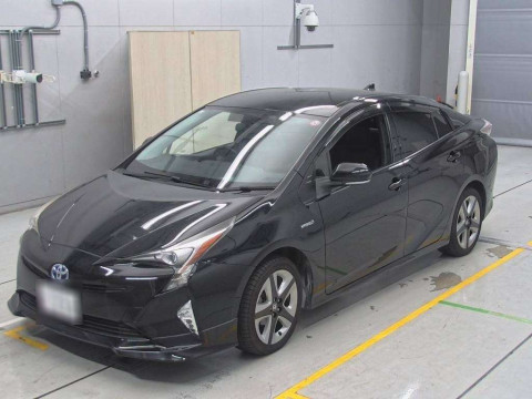 2016 Toyota Prius ZVW55[0]