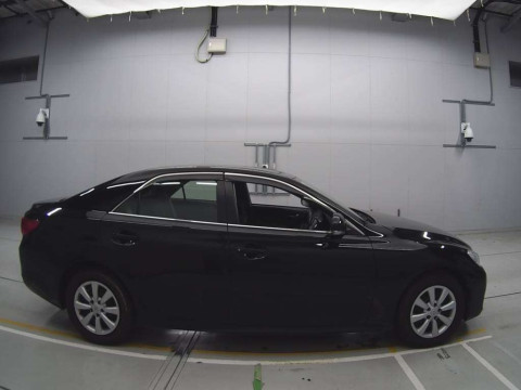 2011 Toyota Mark X GRX130[2]