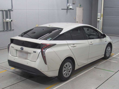 2018 Toyota Prius ZVW50[1]