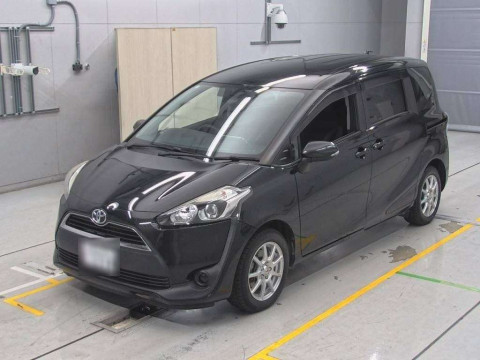 2017 Toyota Sienta NSP170G[0]