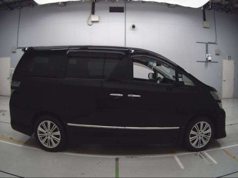 2012 Toyota Vellfire ANH20W[2]