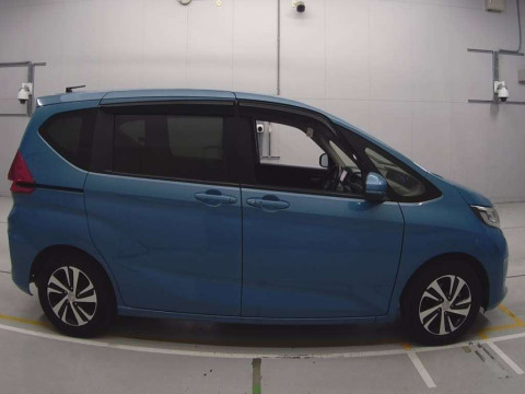 2016 Honda Freed GB5[2]