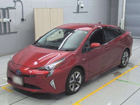 2016 Toyota Prius ZVW55[0]