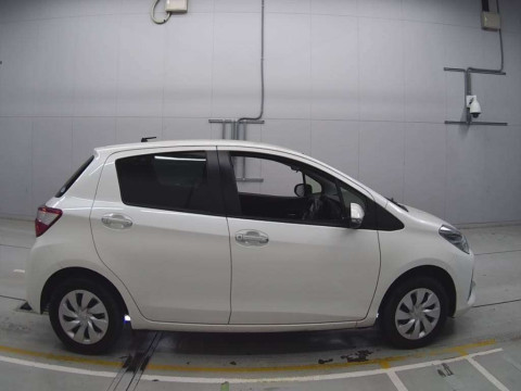 2020 Toyota Vitz KSP130[2]