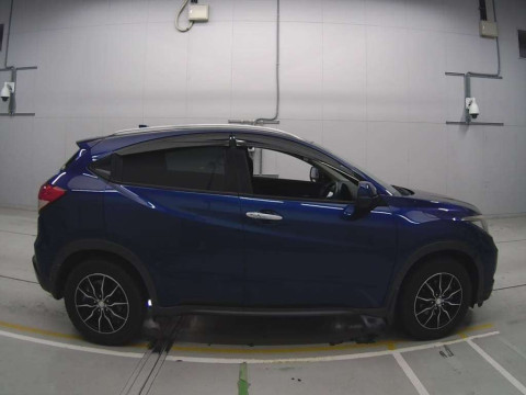 2014 Honda VEZEL RU2[2]