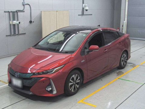 2017 Toyota Prius PHV ZVW52[0]