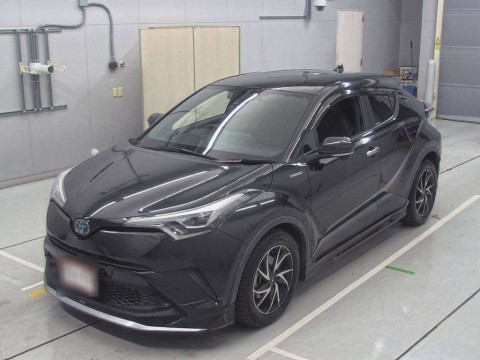 2018 Toyota C-HR ZYX10[0]