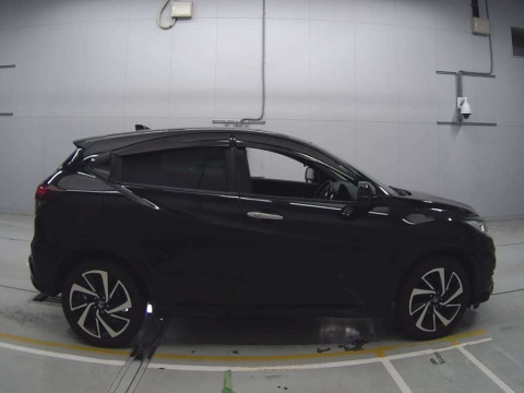 2018 Honda VEZEL RU1[2]