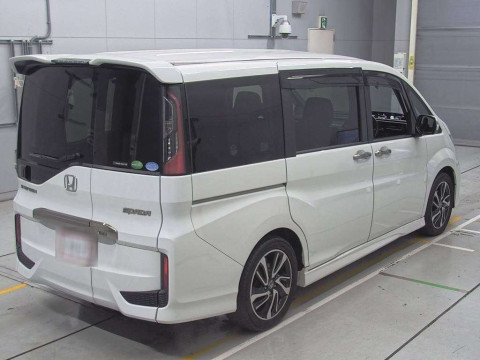 2015 Honda Step WGN Spada RP3[1]