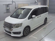 2013 Honda Step WGN Spada